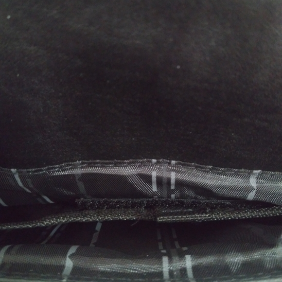 Guinness Kenneth Cole messenger computer bag New - Picture 11 of 12